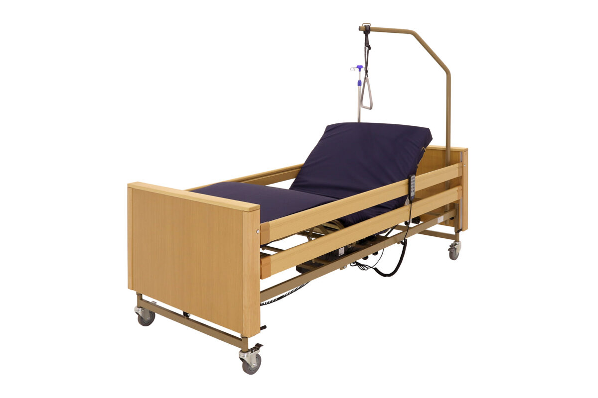 Изображение Медицинская кровать с электроприводом КМР-14